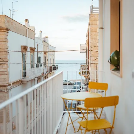 La Casa Di Vittoria Sea View - Housea Apartment *